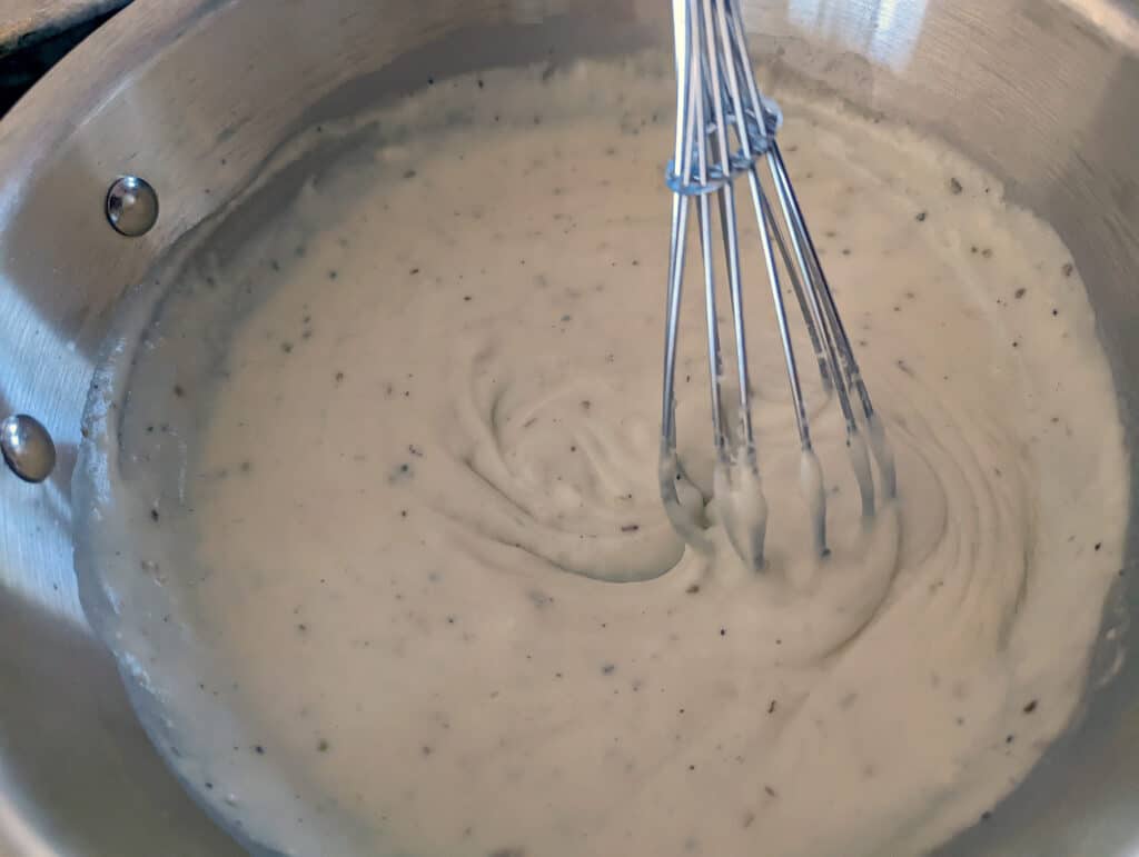 Homemade white pizza sauce