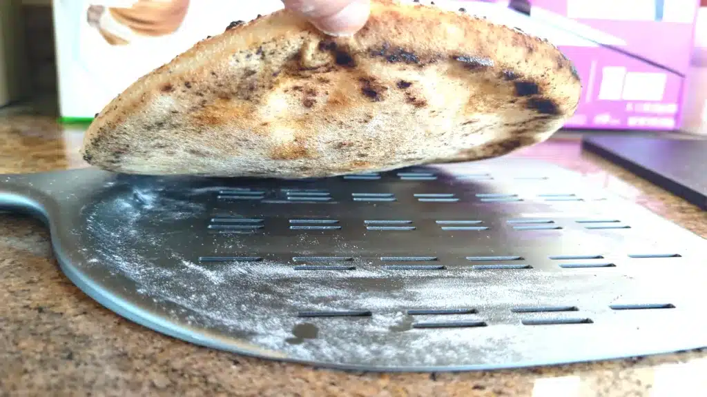 Bottom crust of neapolitan pizza