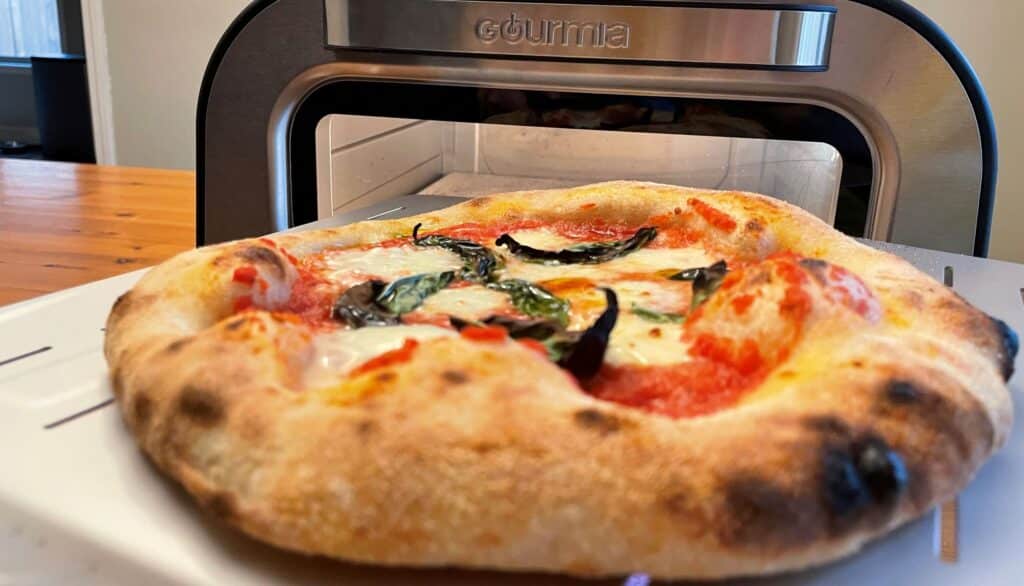 Neapolitan pizza in front of the Gourmia pizza oven